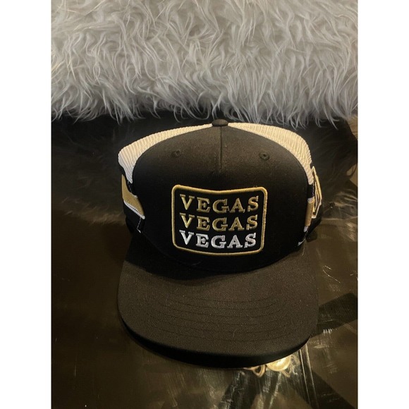 Las Vegas Golden Knights Snapback Trucker Mesh Flat Bill Striped Rare Slot Style - Picture 2 of 8